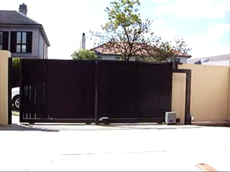 Automatic Sliding Gates-Long Life Gates