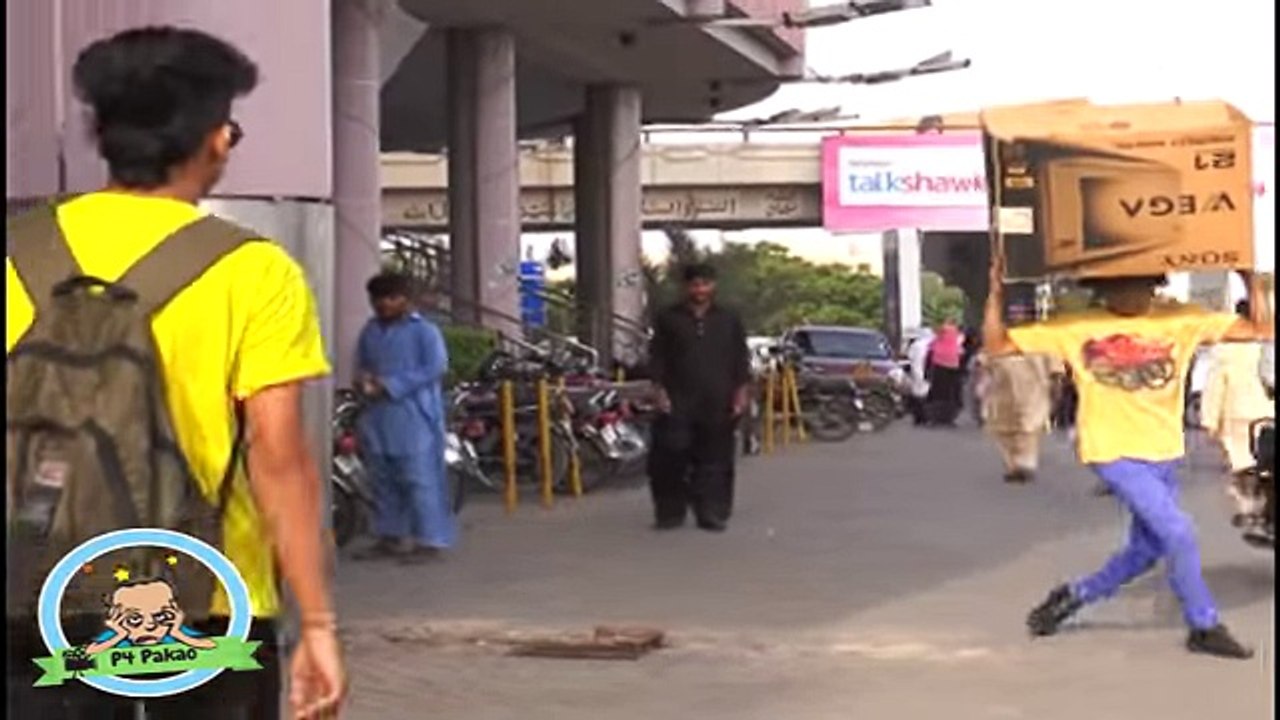 Box Throwing Prank - P 4 Pakao 2016