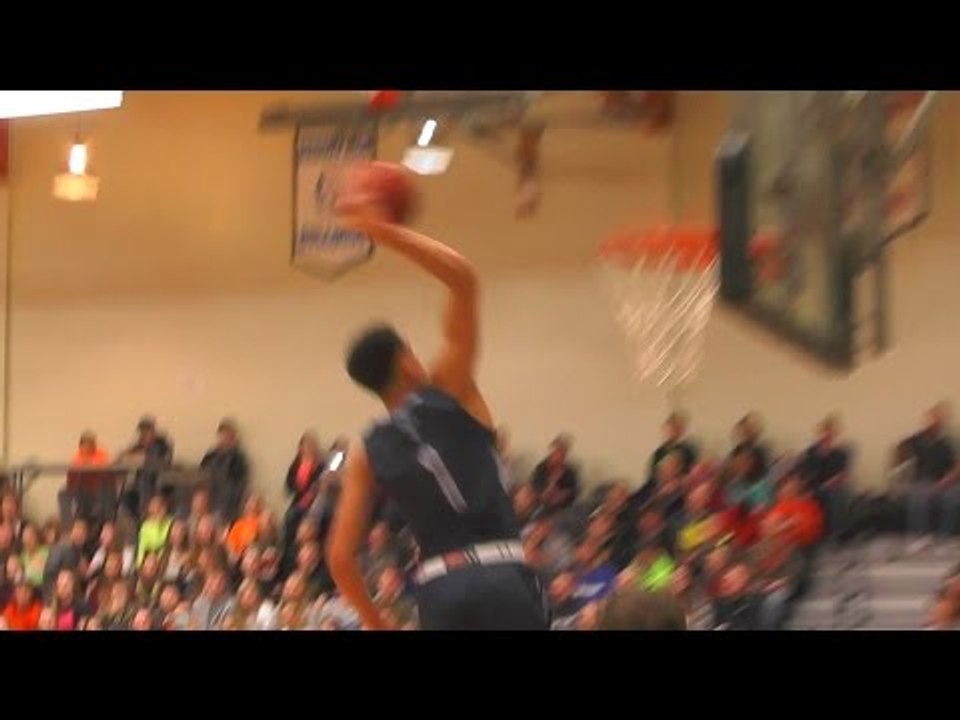 Michael Porter Jr Throws Down The Easy Dunk In Traffic!