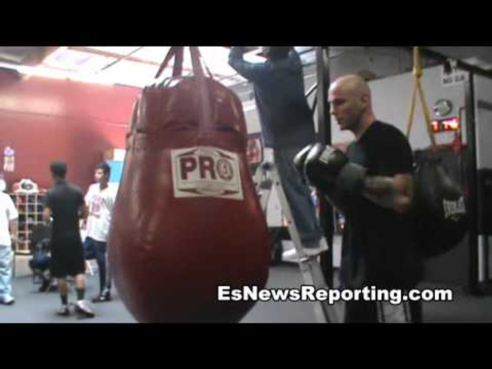 Kelly Pavlik Working Out