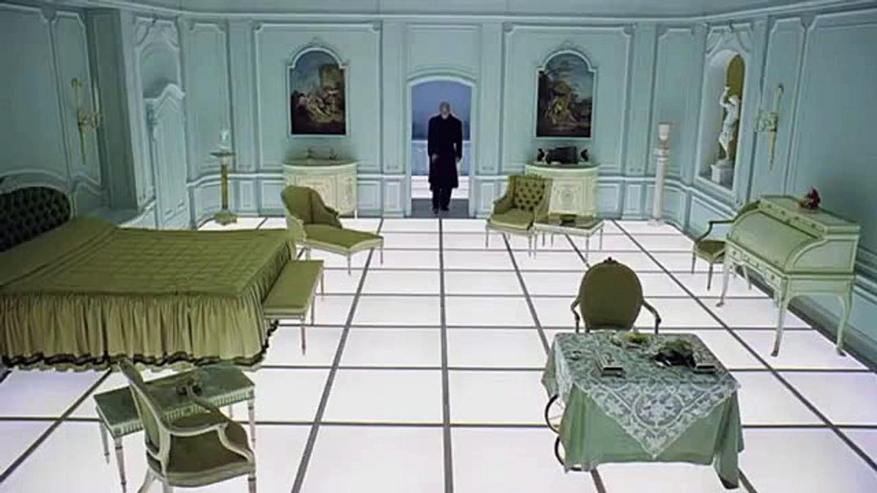 Stanley Kubrick - Plano con perspectiva frontal y simétrica