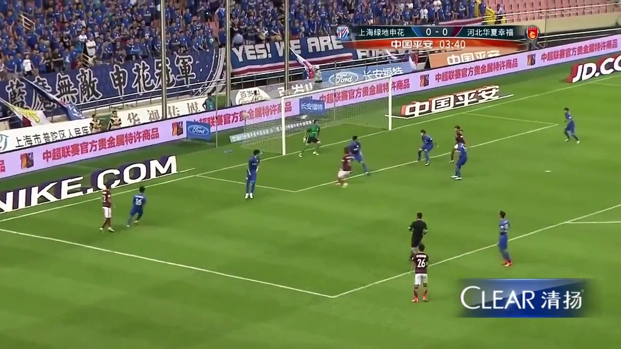 Gervinho's Amazing Volley