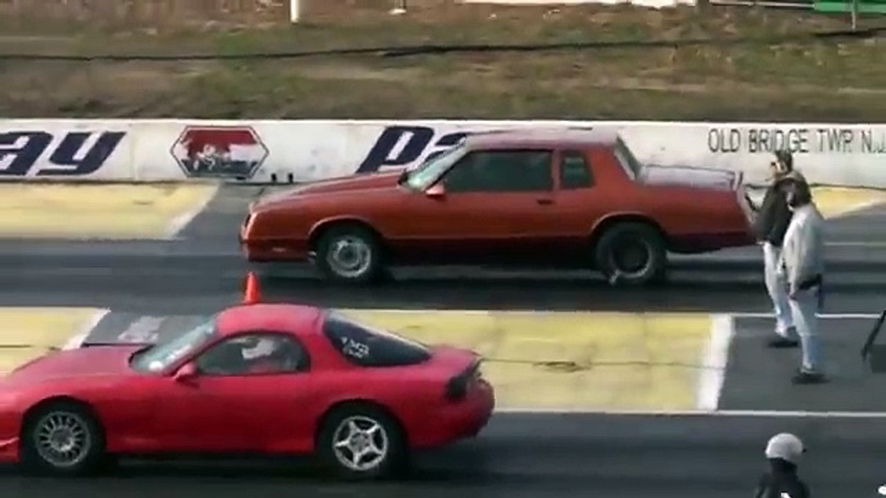 American Cars Racing,Cars vs Import Cars