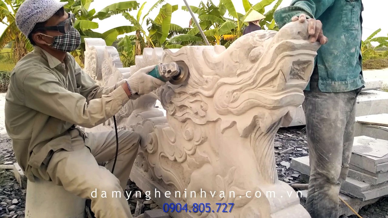 Mẫu rồng đá đẹp ở nhà thờ - Mẫu rồng đá bậc thềm