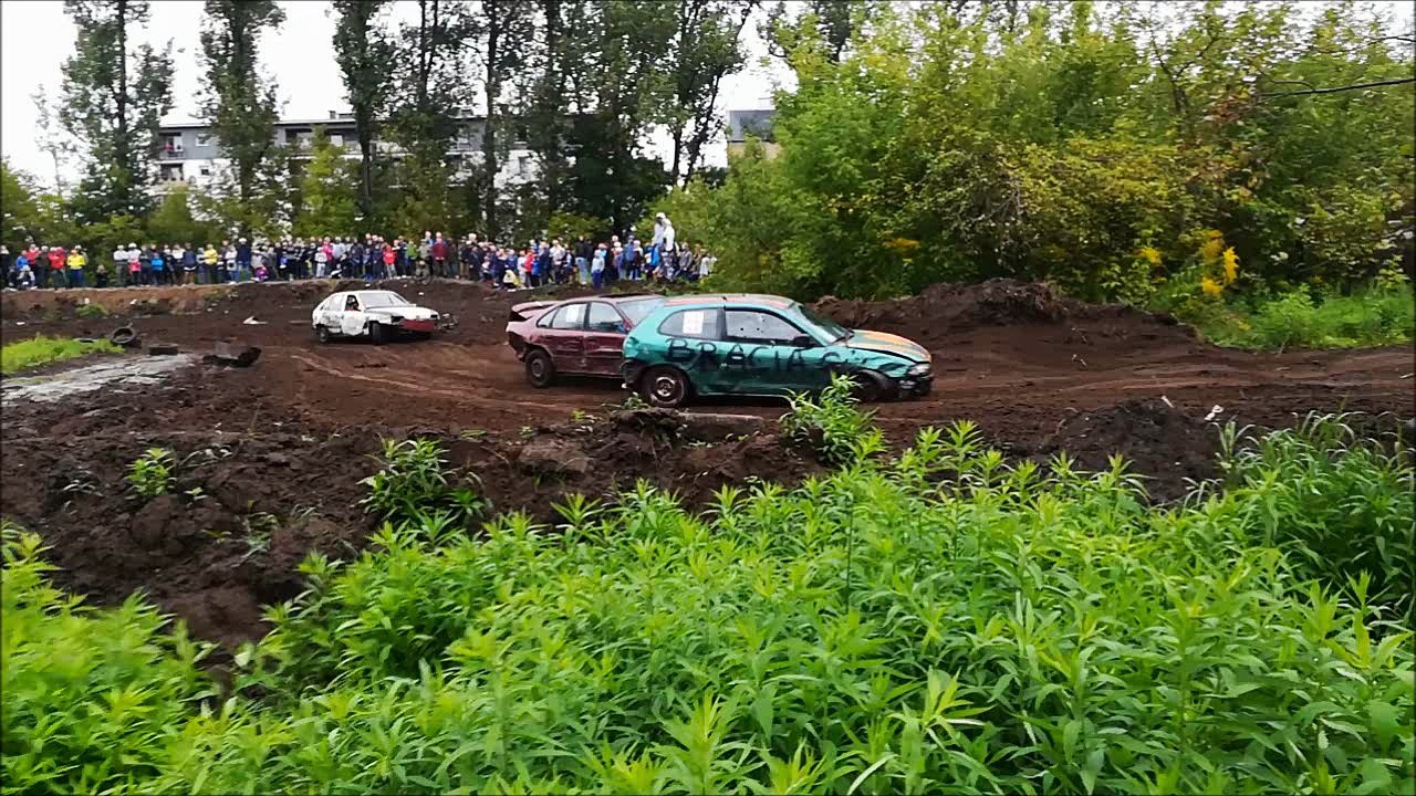 Wrak Race / Wreck Race