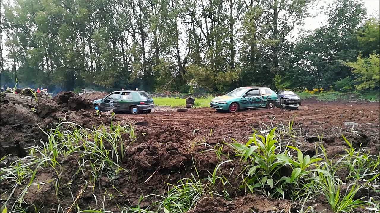 Wrak Race / Wreck Race