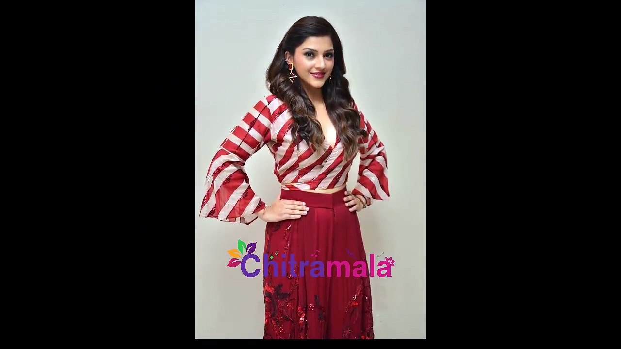 Mehreen Pirzada Latest Photos-7qQYTc3GYXM