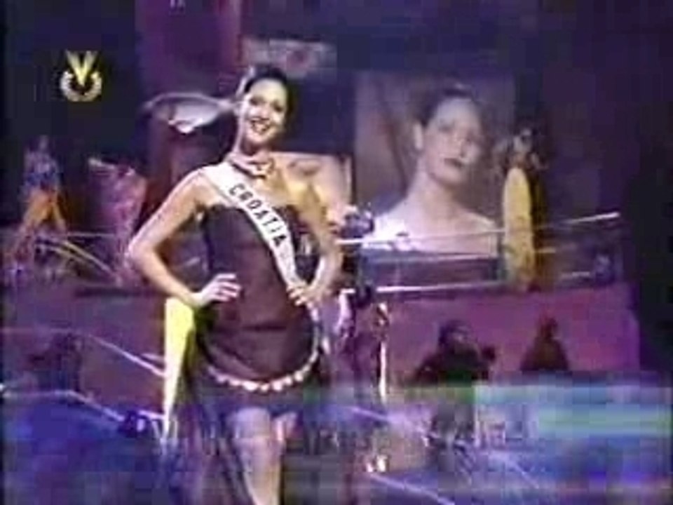 Miss Universe 2001