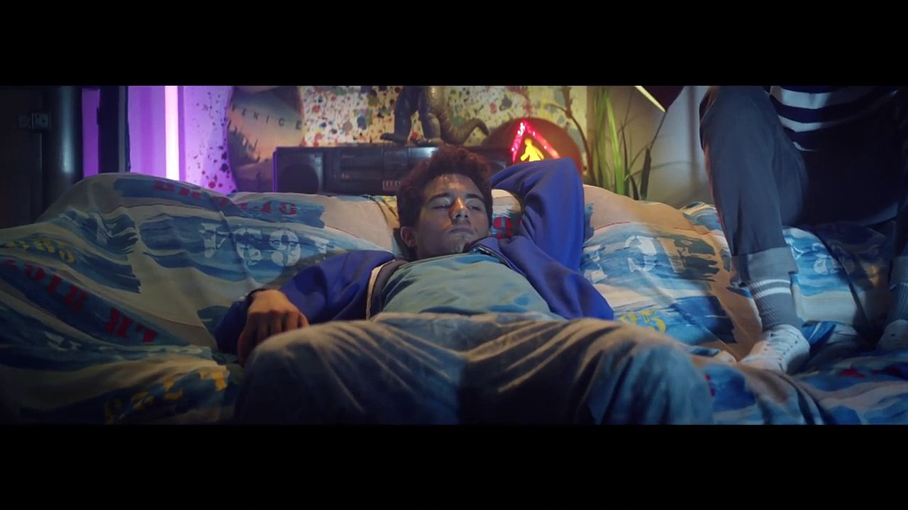 Bigflo & Oli - Dommage_clip2