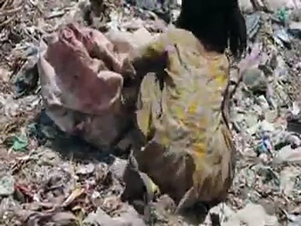 Whatsapp status sad songs #Indian child sad song.indian poor children's