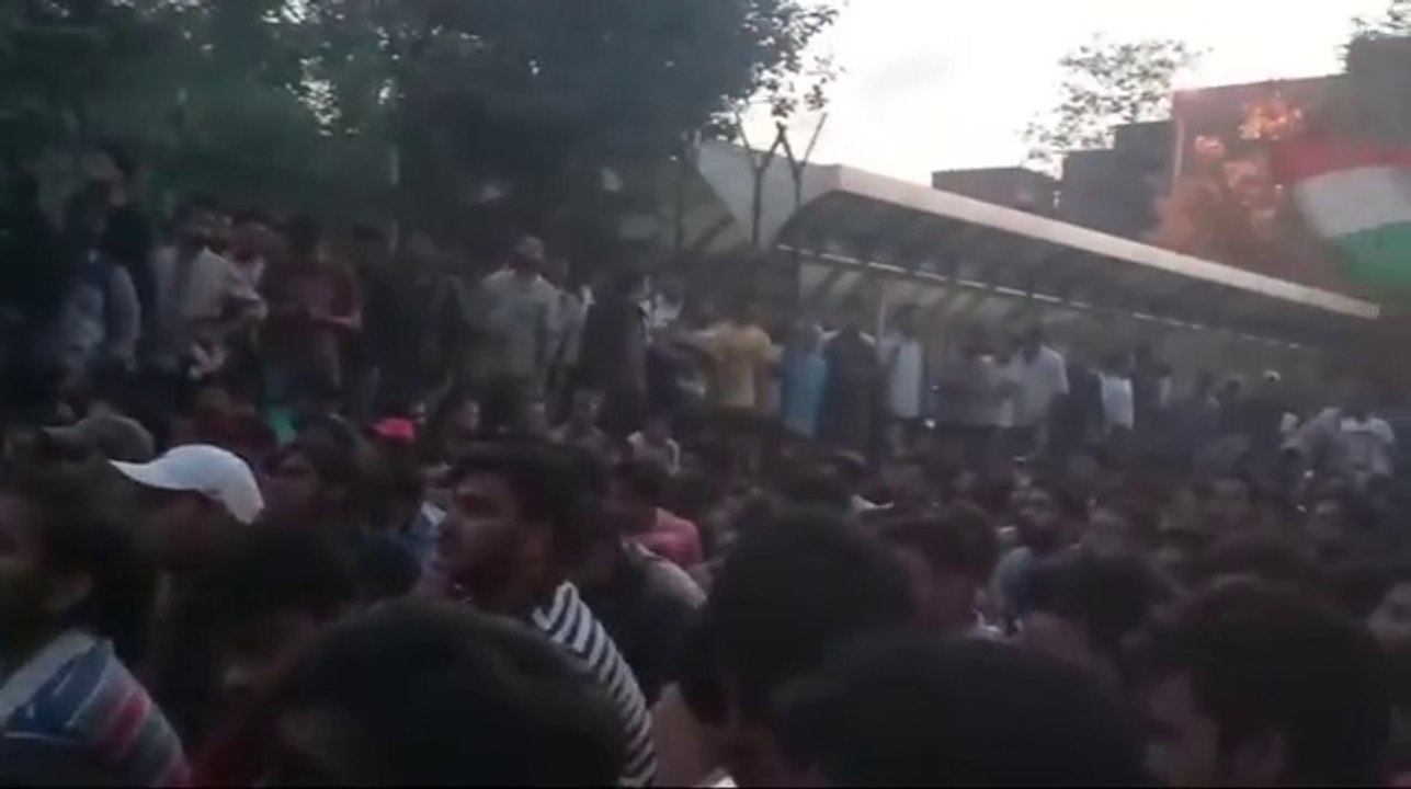 Protest against SSC Scam 2018 | SSC CGL Scam 2018 | SSC Exam Scam 2018 | True / False | What is Future of Student