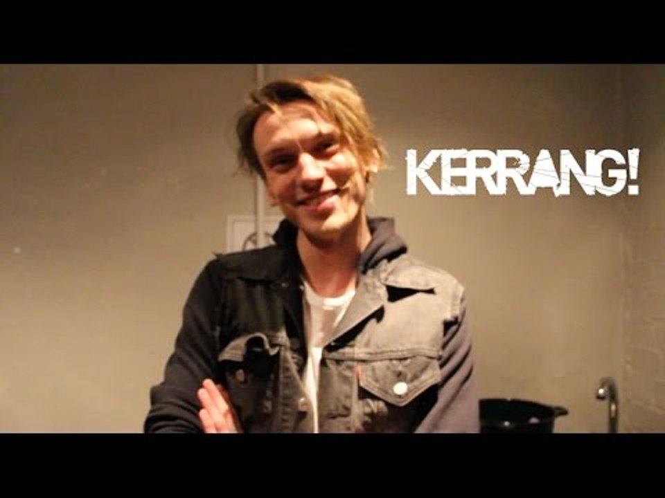 Kerrang! Tour 2016 – Counterfeit's Jamie Campbell Bower