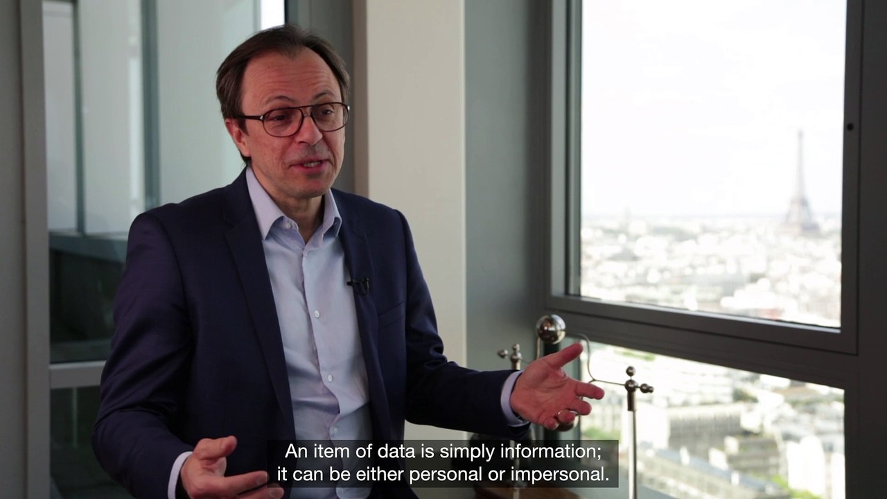 What does the word Data mean ?