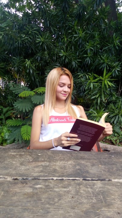 Abstract Tube for Video Abstracts