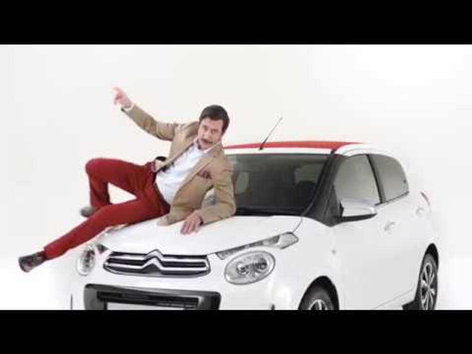 Citroën First Dates  She Loves Me, She Loves Me Not