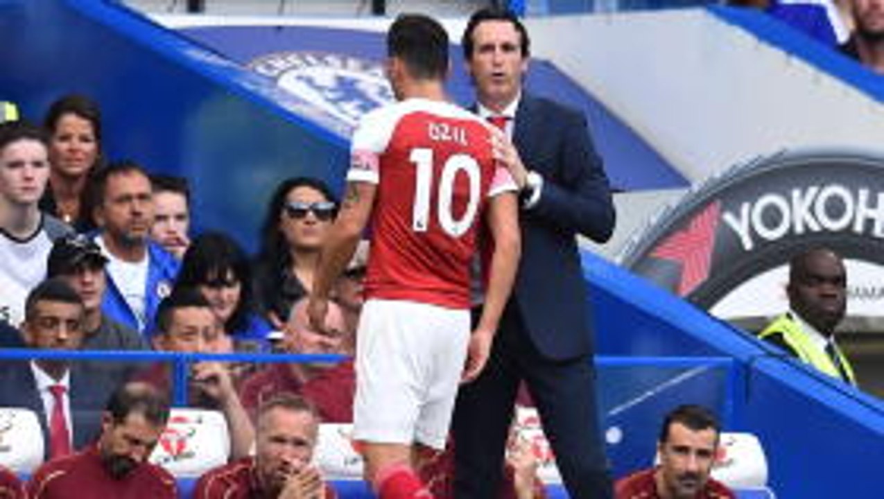 Emery explains Ozil substitution