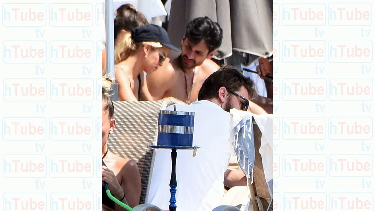 Eliz Sakuçoğlu yüzdü sevgilisi Ekin Mert Daymaz saklandı