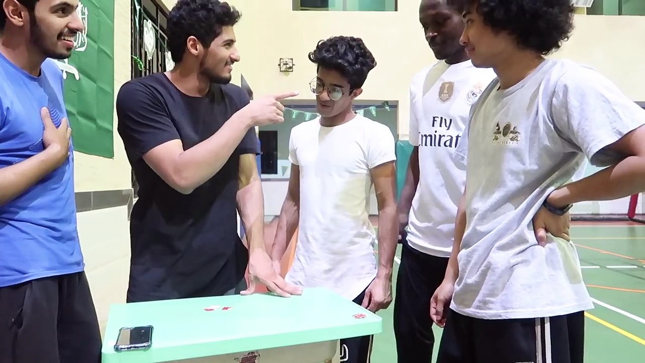 تحدي الدوران المضحك 😂 | لحظات لا تُنسى من الضحك والتحدي