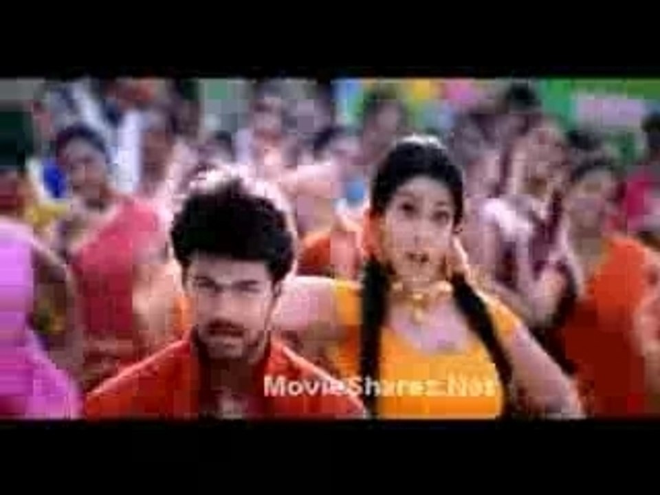 Azhagiya Tamil Magan at Maduraiku 🎬