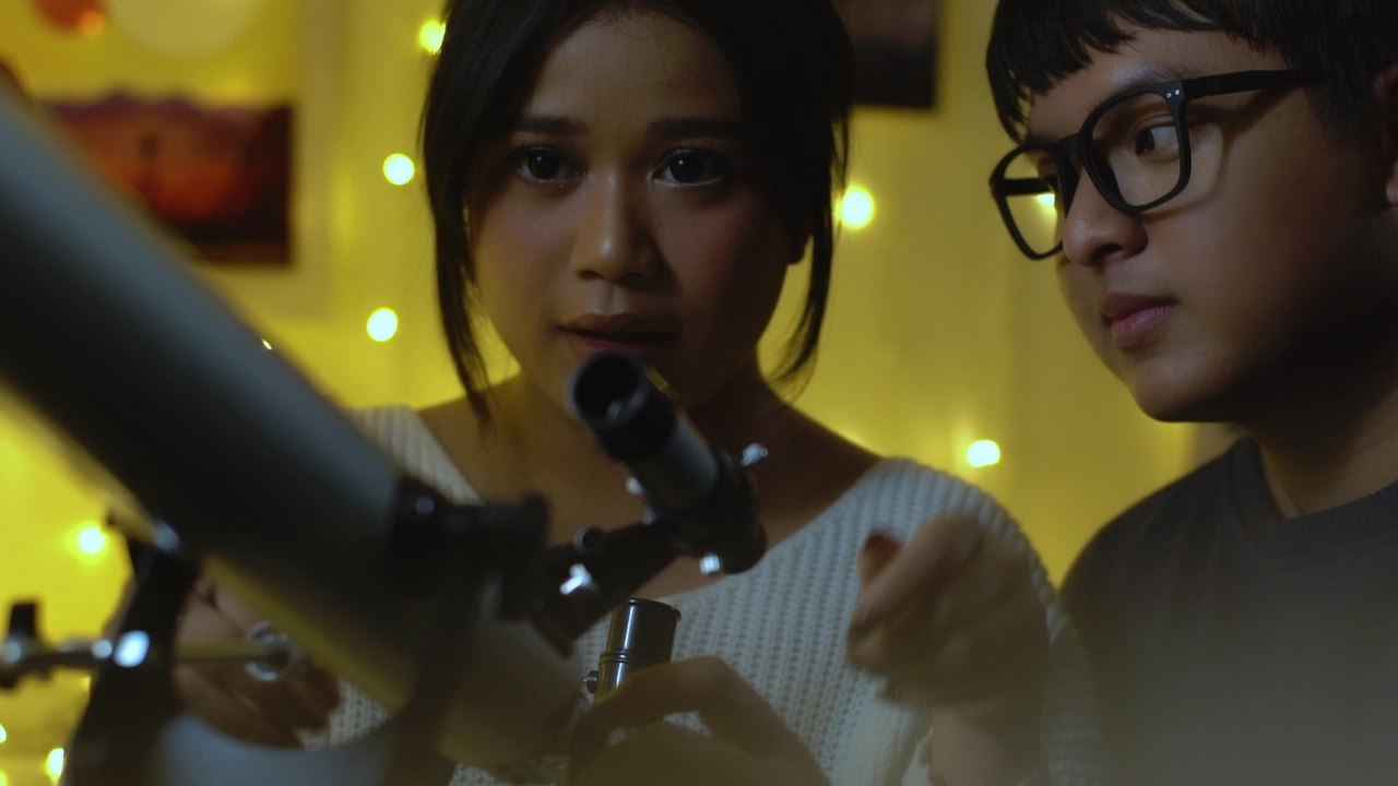 Arsy Widianto - Planet Tempat Ku Sembunyi