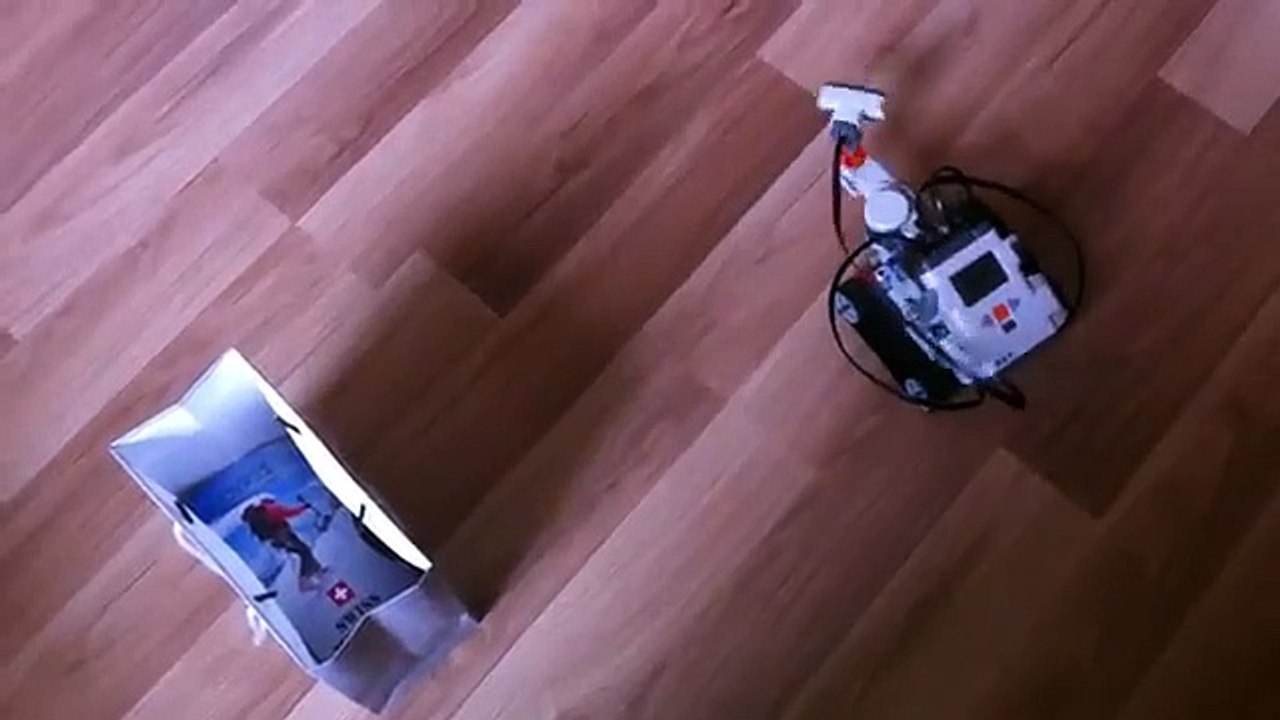 Lego Mindstorms programmed in NXT - Simple algorithm in C