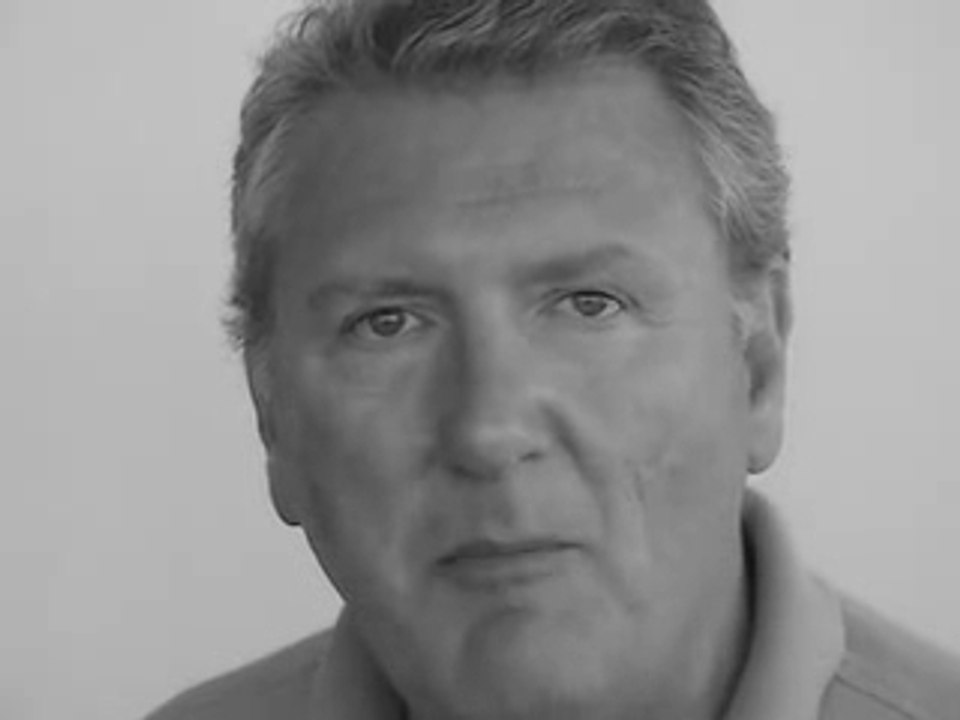 InvestorFLIX – Rent It, Learn It, Return It!