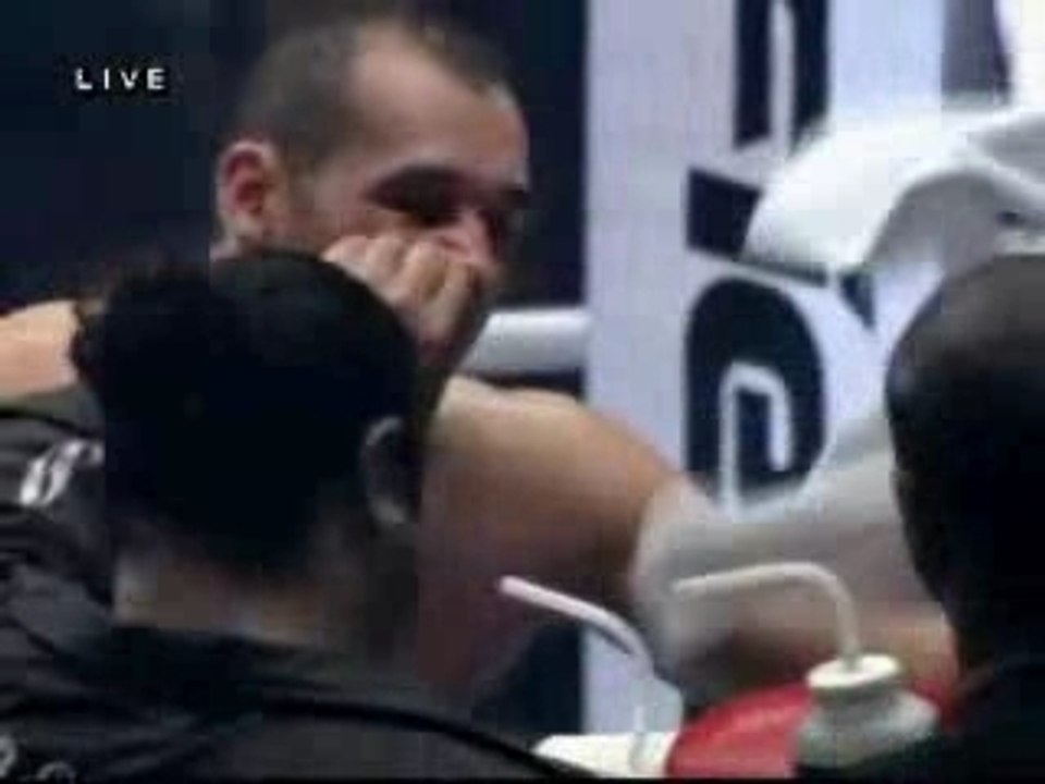 Peter Aerts Vs. Glaube Feitosa