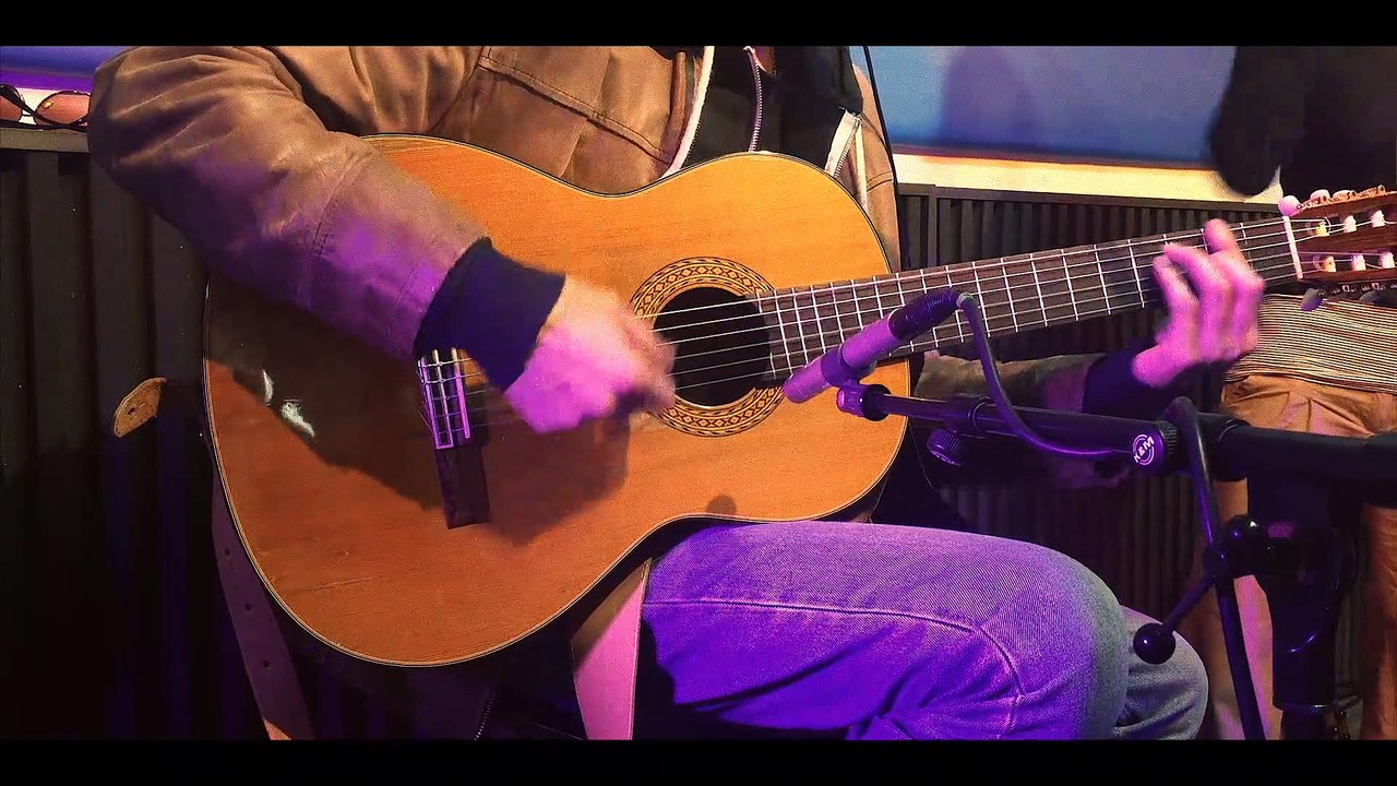 AES VELCRO 03 INTERPRETATION