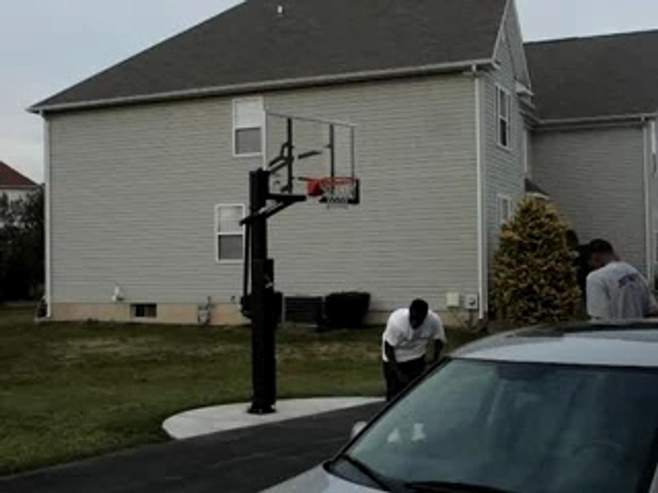 Shaun and Deon Dunking