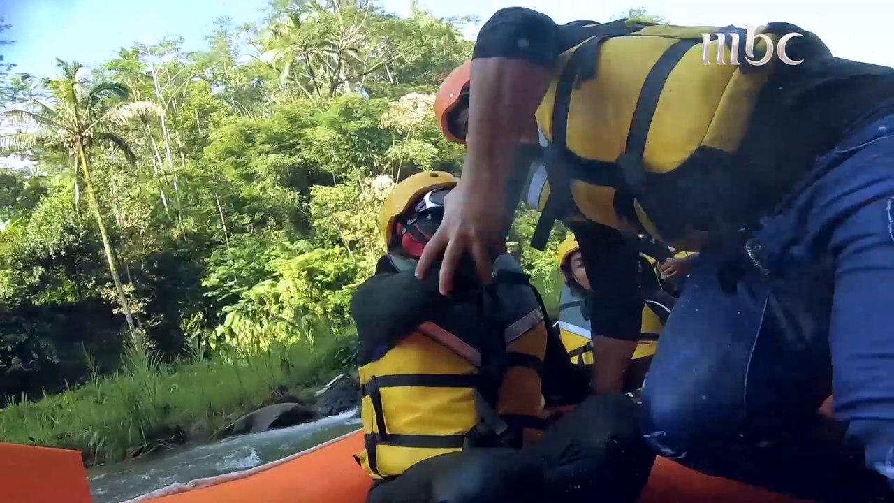 #مصطفى_حجاج وتصرف يفاجئ #رامز_جلال