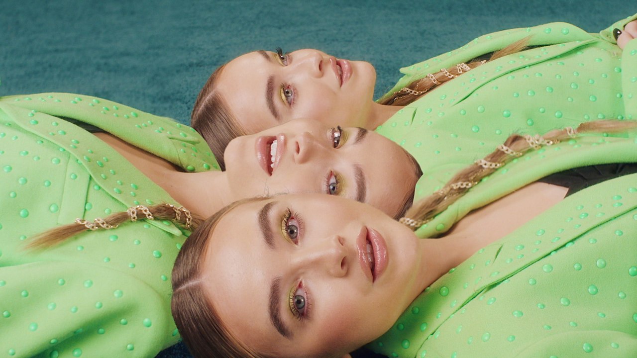 Sabrina Carpenter - In My Bed