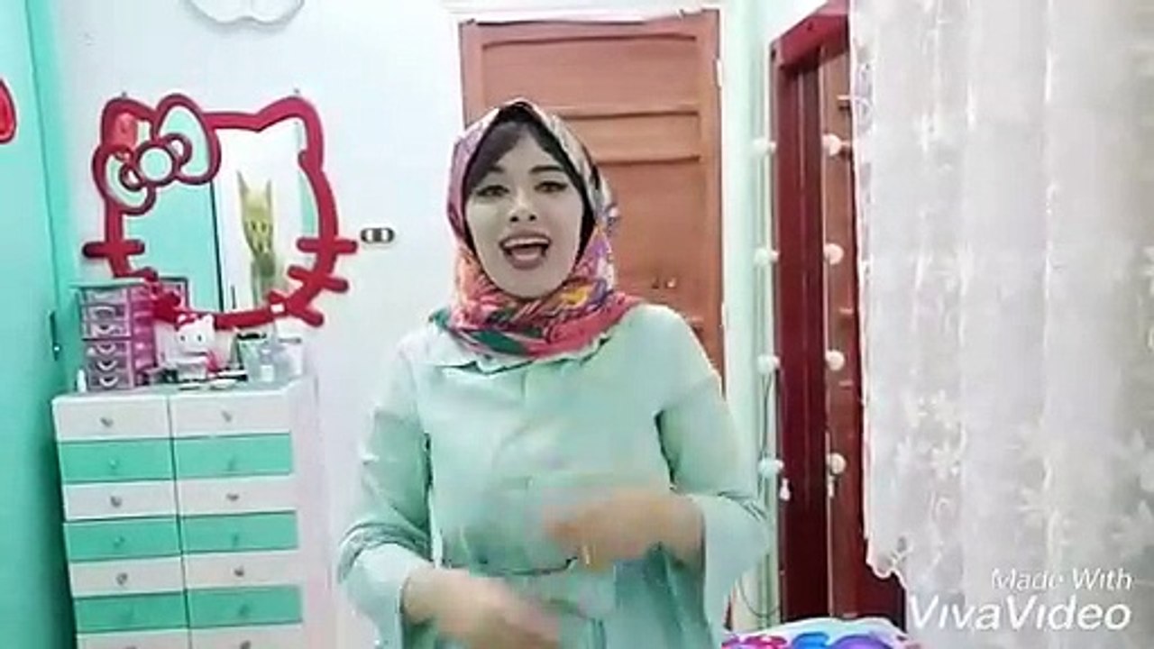 بخفة ودلع "سمر" تحول الأغانى إلى لغة الإشارة