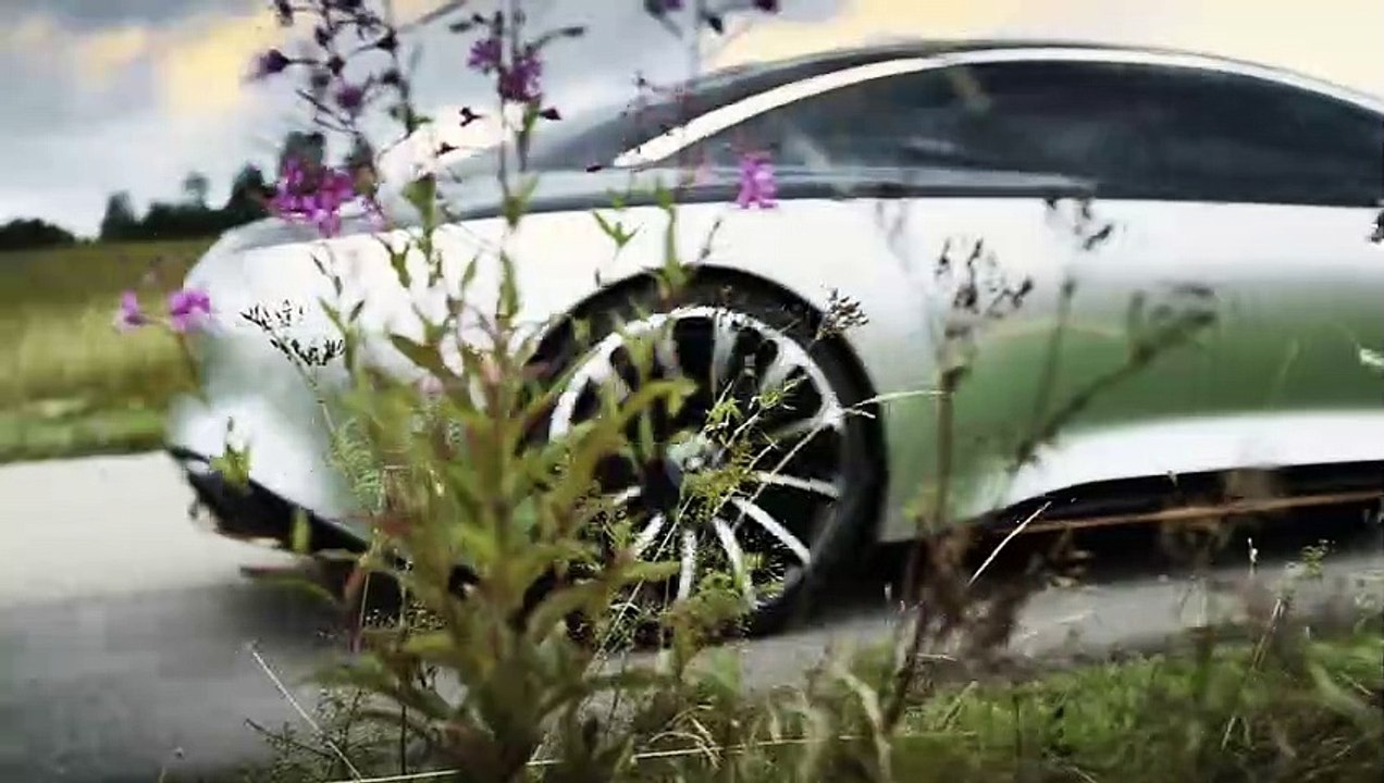 Mercedes EQS Tanıtıldı: Frankfurt Otomobil Fuarı'nın Gözdesi