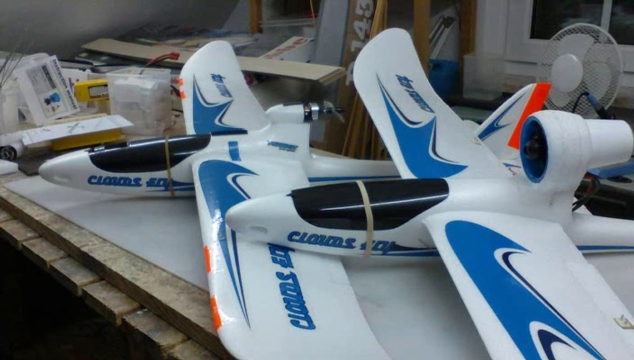 AXN Clouds Fly Floater Jet EDF DIY