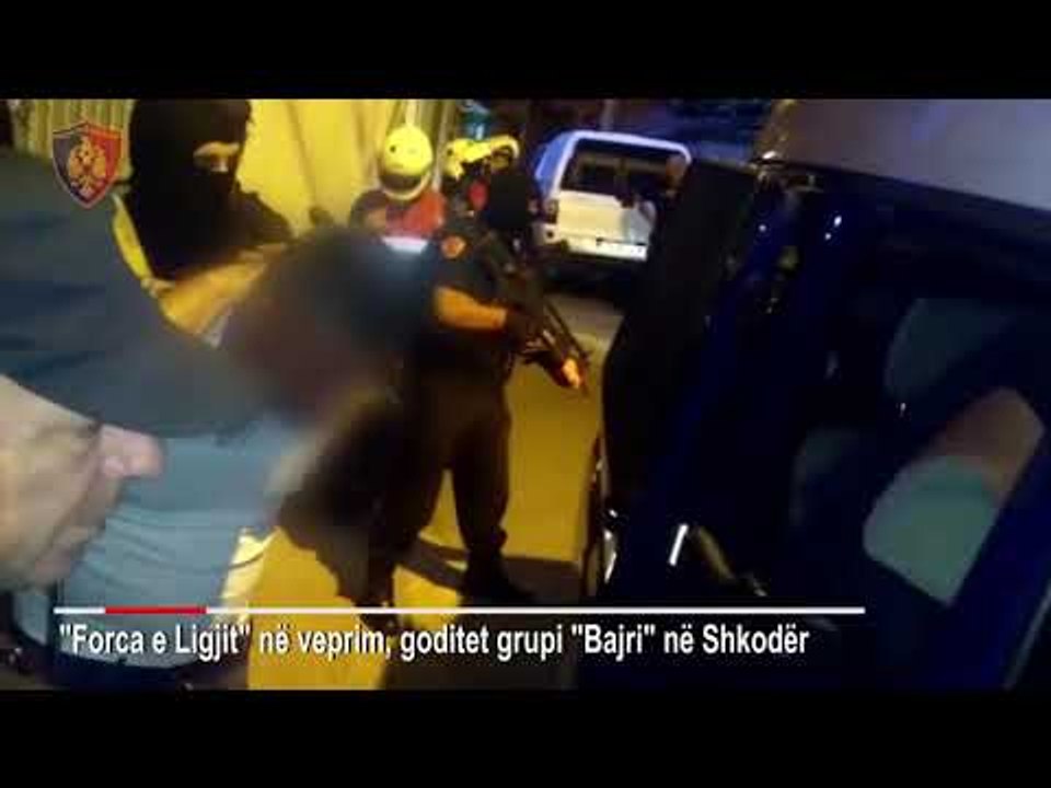 KATËR ANËTARËT E 'GRUPIT BAJRI' PADISIN GJYQTAREN ILIRIANA OLLDASHI