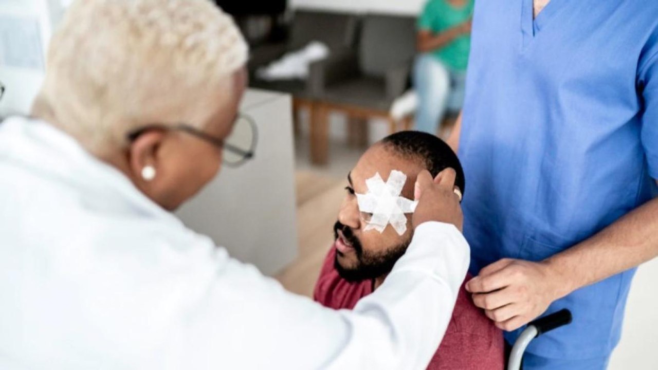 Black Fungus: What are its symptoms and how to treat?