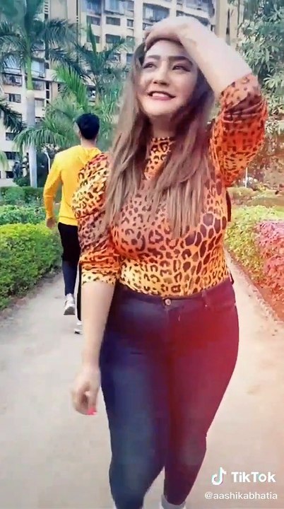 tere naino mein | tere naino me | tere nainon mein | tere nainon me | tere naino me tik tok | tere naino mein tik tok |