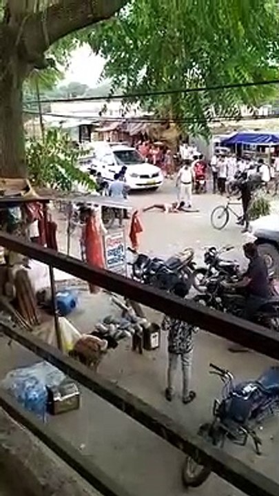 police constable suspend in bhind