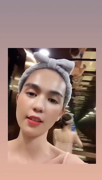 NGỌC TRINH CHIA SẺ VỀ BA