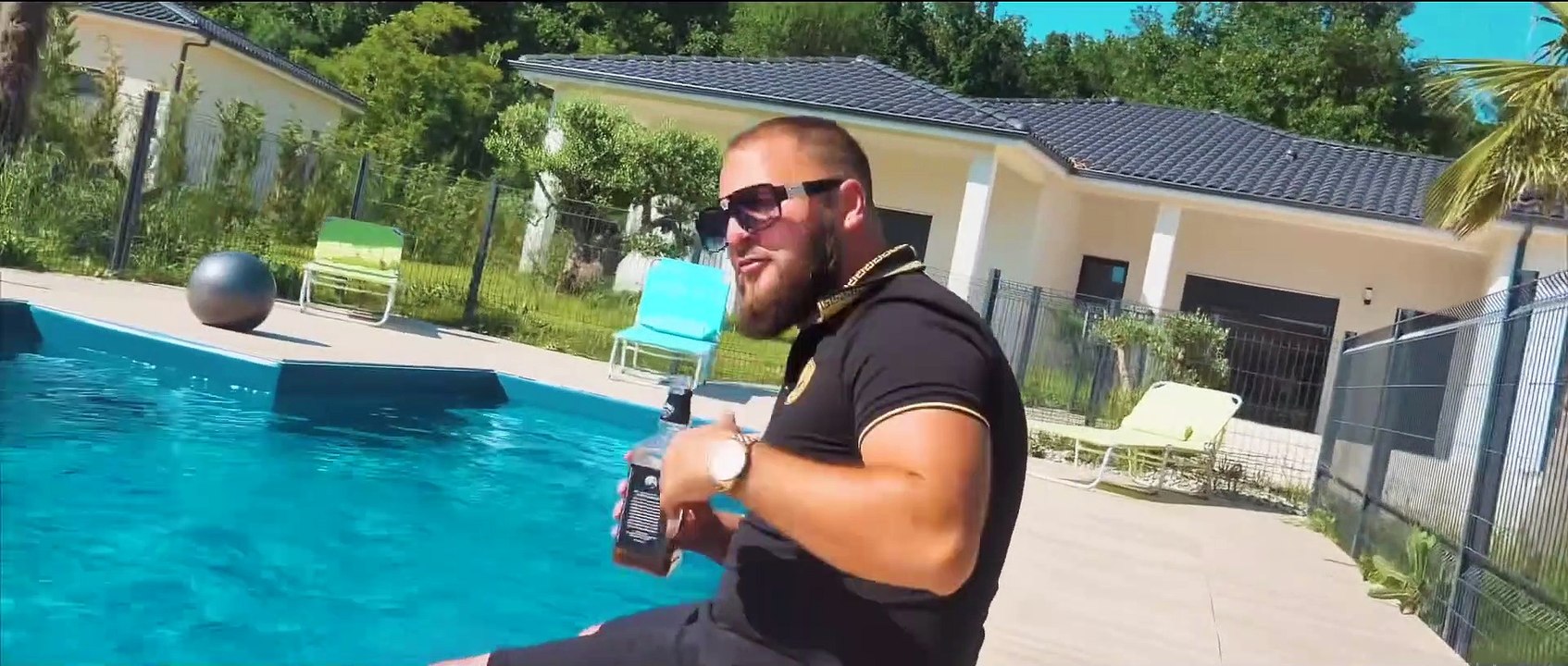 Mayel Jimenez - Me emborrachado (clip official)