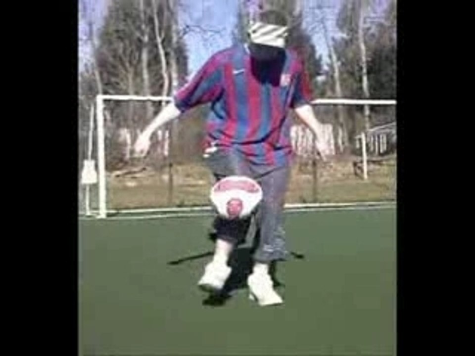 Master the Art of Freestyle Football with Sebi ⚽