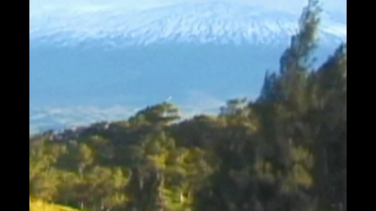 REAL ALIEN TELEPORTATION (TV FOOTAGE) - BEST PROOF EVER - UFO 2011 - NASA KNOWS THE TRUTH