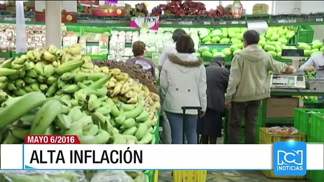 Niños de Ocaña reciben pan con moho como refrigerio