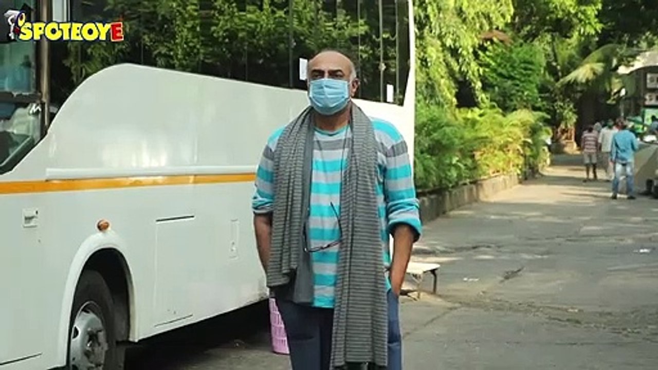 Nail Polish Team Arjun Rampal & Manav Kaul Spotted For Photoshoot In Goregaon | SpotboyE