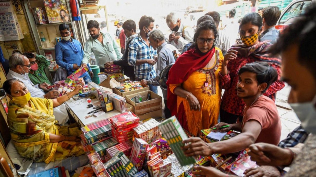 Mumbai Metro: Uddhav Govt. releases guidelines for Diwali