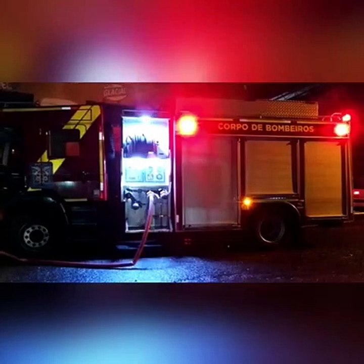 Incêndio em barracão em Apucarana