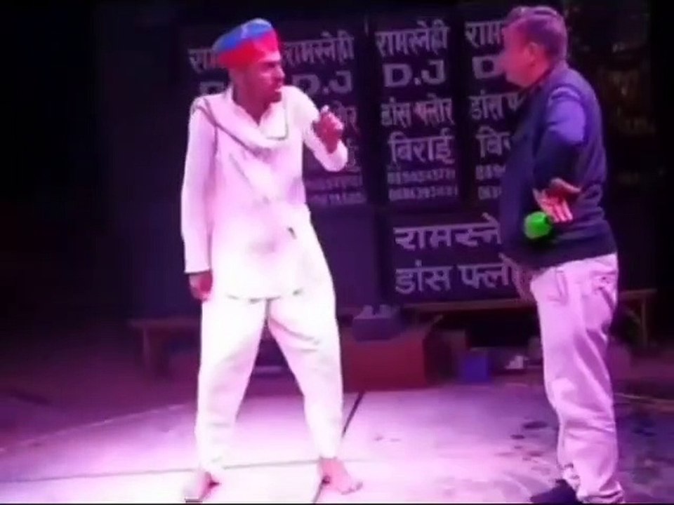 Hilarious Dance Moves to Get You Smiling 😂