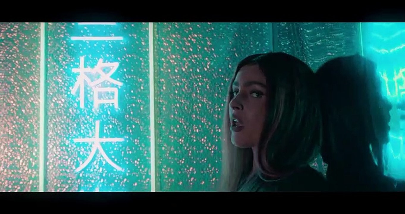 Souki_ft._Sanfara_-_Galaxy_(Prod_by_Pluto_&_Sam_Million)