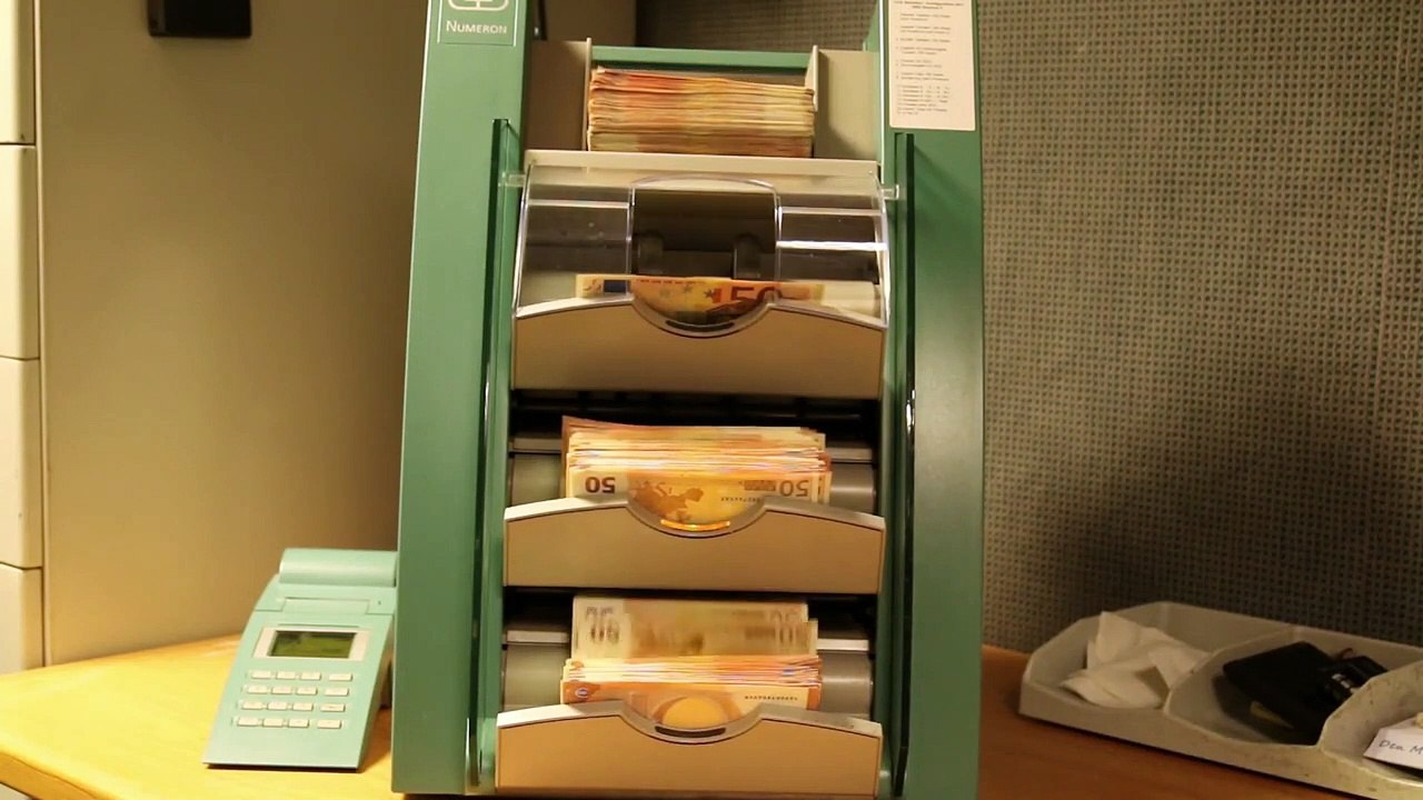 How do the banks works __ BANKING SYSTEM __ The I-Bankers