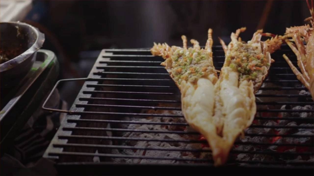 What's the Difference Between Prawns and Shrimp?